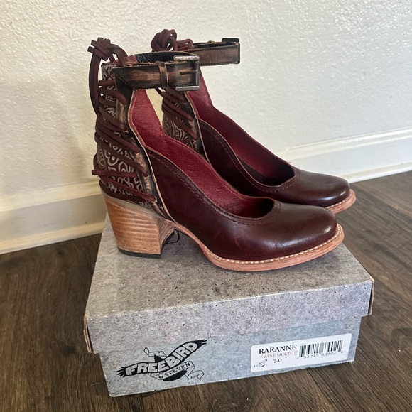 freebird Shoes - Freebird Burgundy Heeled Boots